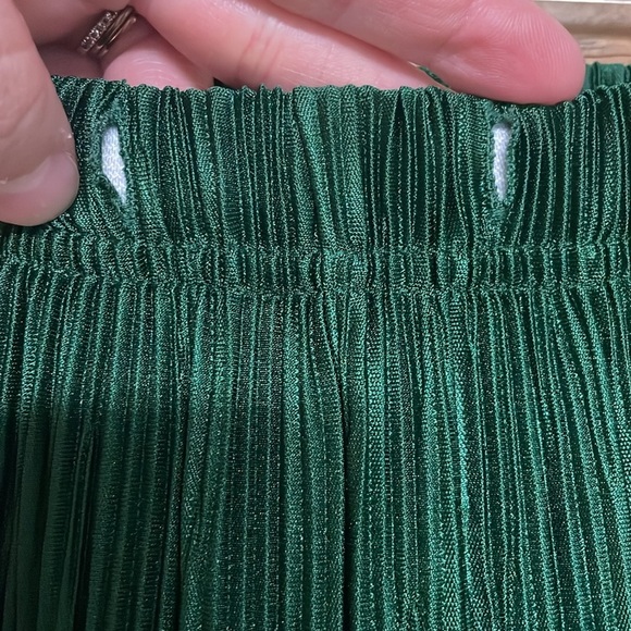 Silence + Noise size S Green with White Stripe Down Sides Pleated Elastic Pants - Picture 3 of 7